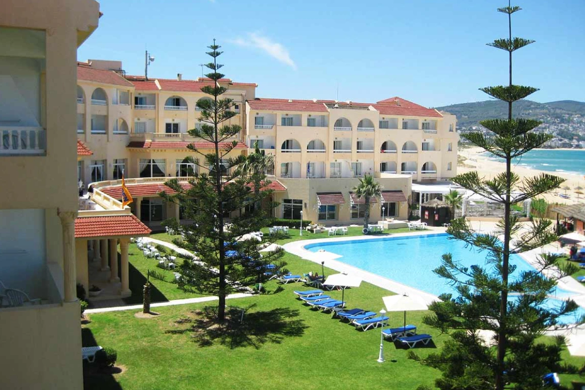 Golden Yasmin Mehari Tabarka